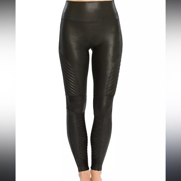 Spanx Faux Leather Moto Leggings Very Black Sz M in Great Pre Loved Condition - Picture 1 of 3